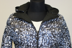 Winter-Wendejacke schwarz/blau/wei mit Kapuze
