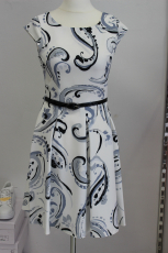 Kleid Gotta/Two Blue wei mit Kringel