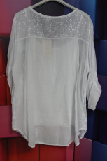 leichte Bluse mit Muster wei