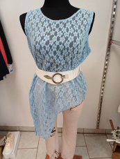 Spitzentop mit Zipfel hellblau