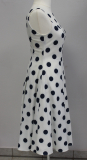 Sommerkleid mit eingenhtem Petticoat wei mit Punkten