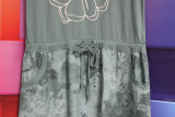 T-Shirt-Kleid grn mit Druck Blume